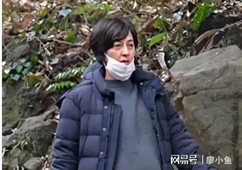 娱乐圈男明星吃瓜语录图,笑料百出,揭秘明星圈幕后趣闻